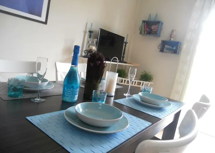 House アパート *