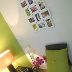 Apartament House *
